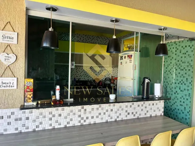 Imagem 5: Casa- 3 Quartos, 1 Suíte, 220M², 2 Vagas, Piscina, Armários- Setor Garavelo