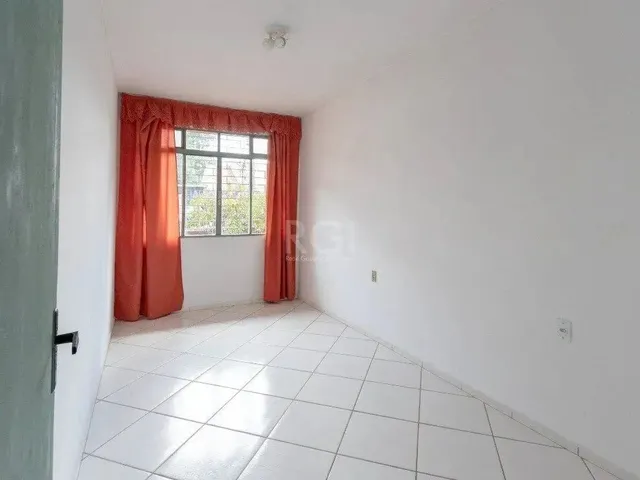 Imagem 8: Casa para Venda - 220M², 3 Dormitórios, Sendo 2 Suites, 2 Vagas - Coronel Aparício