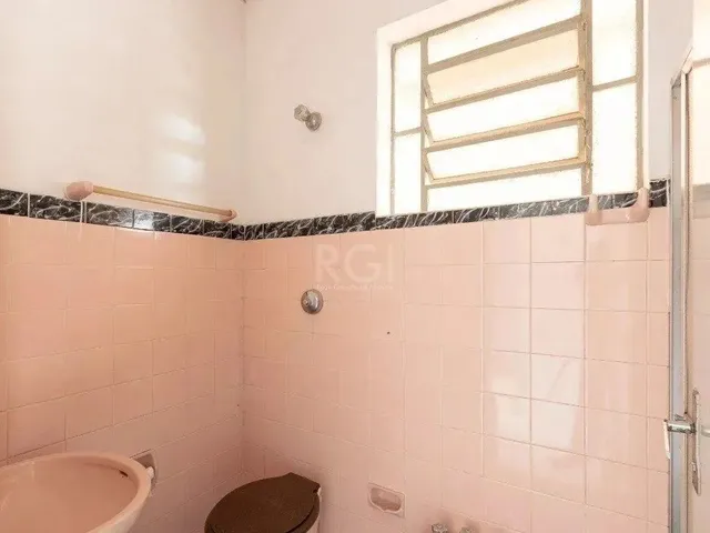 Imagem 11: Casa para Venda - 220M², 3 Dormitórios, Sendo 2 Suites, 2 Vagas - Coronel Aparício