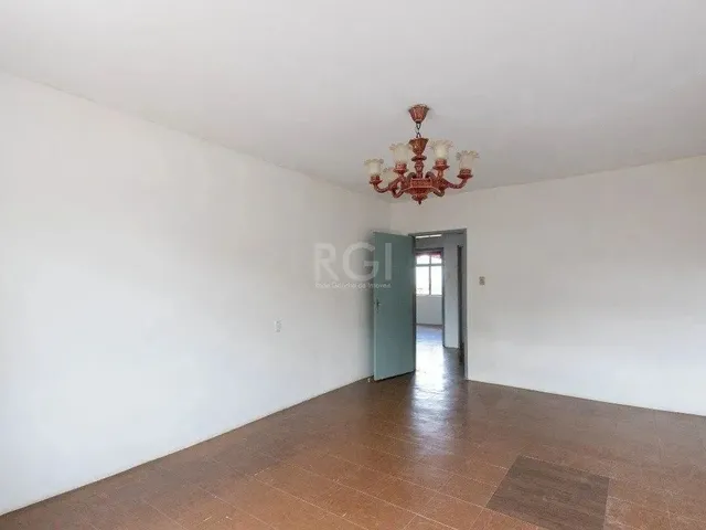 Imagem 5: Casa para Venda - 220M², 3 Dormitórios, Sendo 2 Suites, 2 Vagas - Coronel Aparício