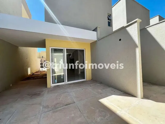 Imagem 4: Casa Duplex em Condomínio com 3 Suítes no Morros