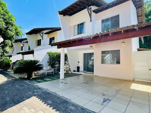 Imagem 1: Casa Duplex com 4 Quartos À Venda na Região dos Morros