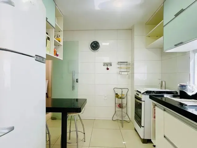 Imagem 2: Casa Duplex com 4 Quartos À Venda na Região dos Morros