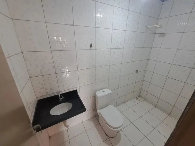 Imagem 7: Casa Bem Localizada, 2 Andares, 16 Cômodos - Dirceu