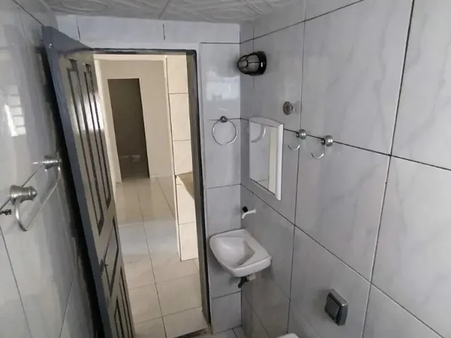 Imagem 15: Vende-Se: Casa + Ponto Comercial