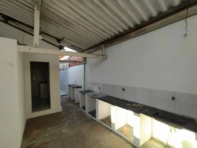 Imagem 4: Vende-Se: Casa + Ponto Comercial