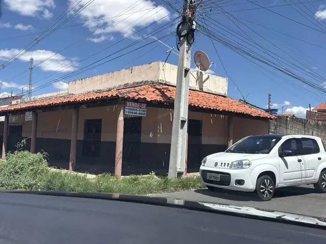 Imagem: Vendo ! Casa com Ponto Comercial no Bairro