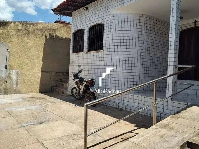 Imagem 1: Casa com 4 Dormitórios À Venda, 172 M² por R$ 700.000,00 - Aeroporto - Teresina/Pi