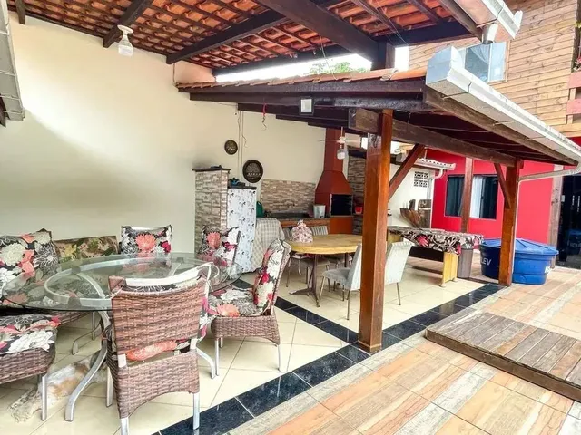 Imagem 14: Casa com Piscina e com 6 Quartos