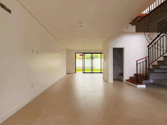 Imagem 3: Casa Germinada em Rua Tranquila Lagoa da Conceição
