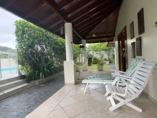 Imagem 3: Casa com 5 Quartos, 3 Vagas e 307.97M²