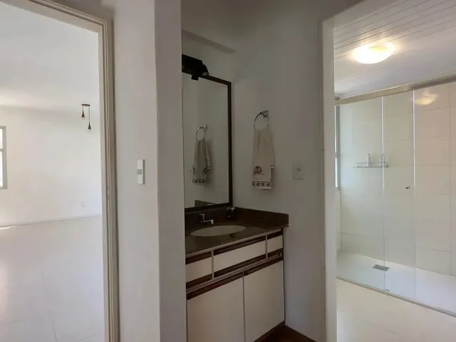 Imagem 12: Apartamento com 3 Quartos na Rua Lauro Linhares