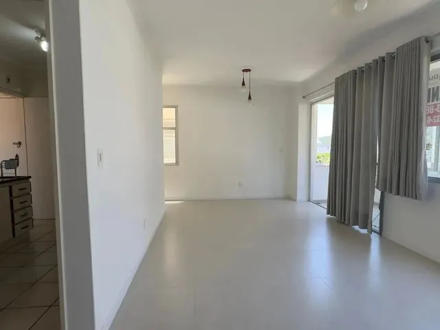 Imagem 15: Apartamento com 3 Quartos na Rua Lauro Linhares