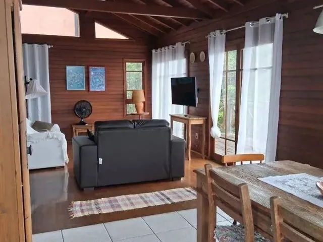 Imagem: Casa com 3 Dormitórios À Venda, 206 M²
