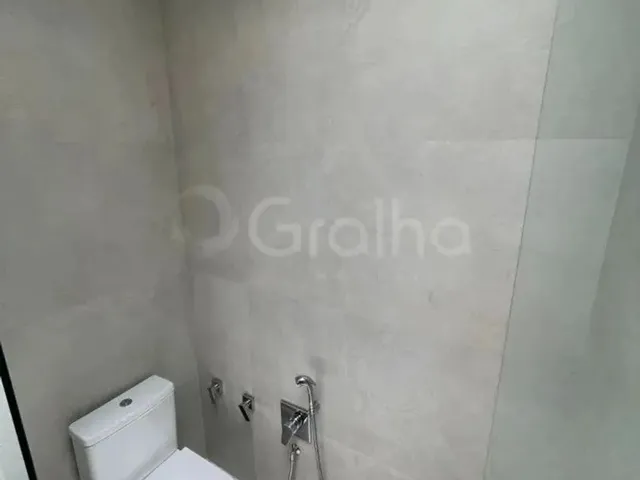 Imagem 12: Casa para Venda em Florianópolis, Canto da Lagoa, 3 Dormitórios, 3 Suítes, 4
