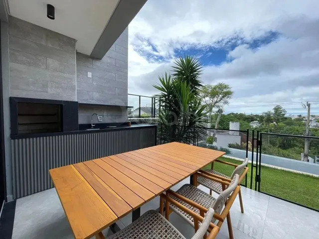 Imagem 15: Casa para Venda em Florianópolis, Canto da Lagoa, 3 Dormitórios, 3 Suítes, 4