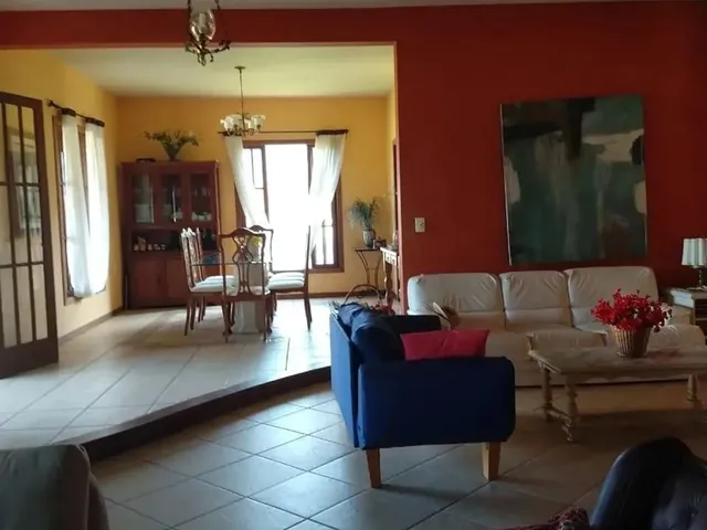 Imagem 2: Casa com 4 Dormitórios na Lagoa da Conceição