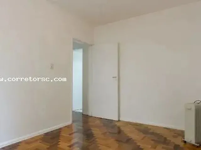 Imagem 2: Apartamento para Venda em Florianópolis, Trindade, 1 Dormitório, 1 Banheiro, 1 Vaga