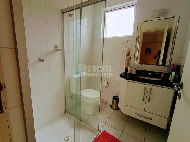 Imagem 16: Apartamento À Venda com 2 Dormitórios Sendo 1 Suíte no Bairro Trindade Em