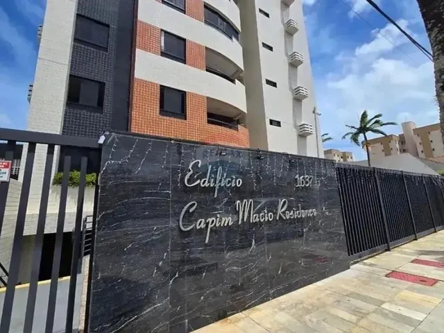 Imagem: O apartamento possui 2 Dormitórios, 2 Banheiros, Acomodam