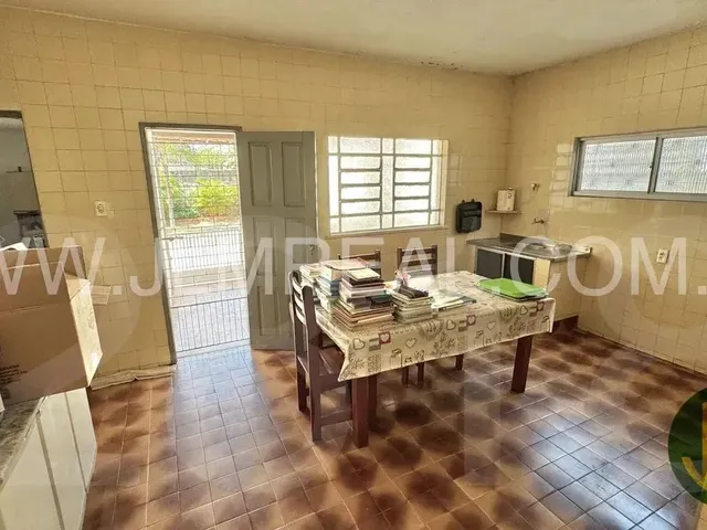 Imagem: Vendo Casa Duplex de 230M² com Amplo Quintal