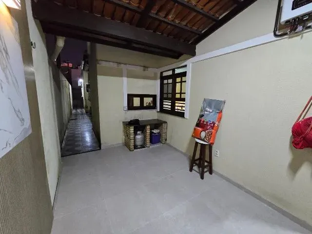 Imagem 2: Casa com Três Quartos Sendo Dois Suítes no Coaçu - 88M²
