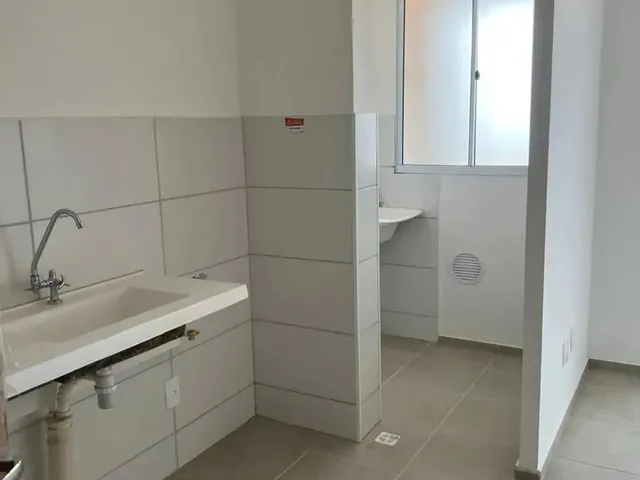 Imagem 3: Apartamento na Região da Maraponga Varanda e Vaga Carro Elevador Lazer Completo