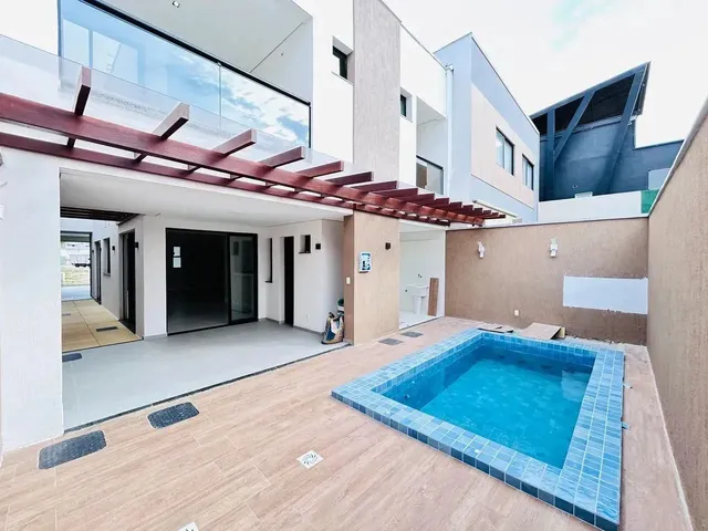 Imagem 2: Casa em Condomínio na Maraponga - 245M2 - 4 Suítes - 4 Vagas - Lazer Completo
