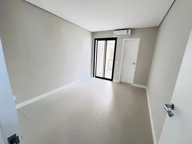 Imagem 7: Casa em Condomínio na Maraponga - 245M2 - 4 Suítes - 4 Vagas - Lazer Completo