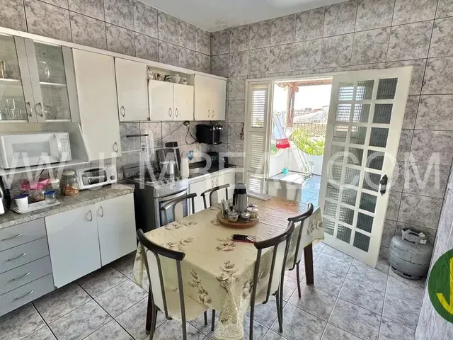 Imagem: Vendo Casa Duplex de 230M² com Amplo Quintal
