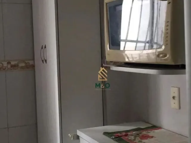 Imagem 3: Apartamento com 3 Dormitórios À Venda, 75 M² por R$ 240.000,00 - Jóquei Clube