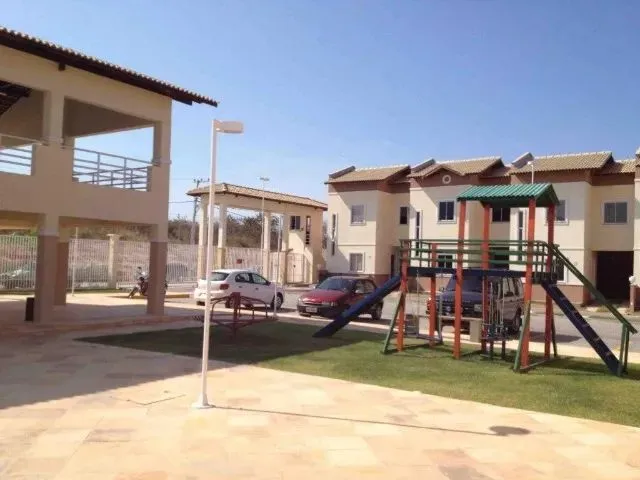 Imagem 2: Condomínio Monte Prince, Casa Duplex de Esquina com 02 Quartos e Lazer