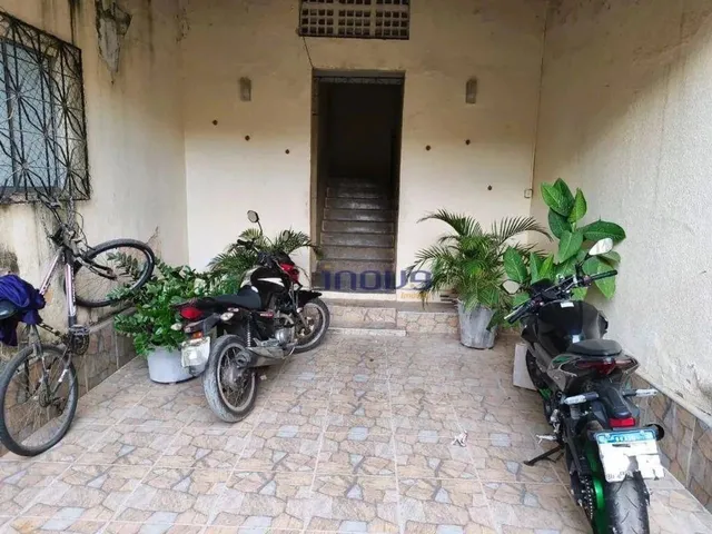 Imagem 1: Apartamento com 3 Dormitórios À Venda, 70 M² por R$ 180.000,00 - Barroso - Fortaleza/Ce