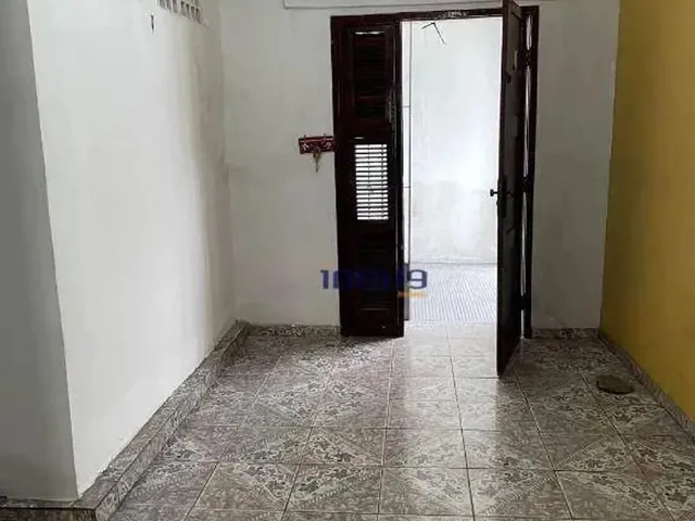 Imagem 2: Apartamento com 4 Dormitórios À Venda, 68 M² por R$ 200.000 - Conjunto Esperança