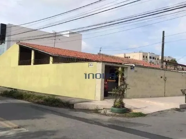 Imagem 4: Casa com 4 Dormitórios À Venda, 160 M² por R$ 650.000,00 - Maraponga - Fortaleza/Ce