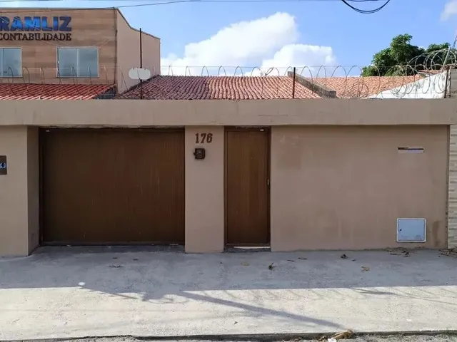 Imagem 1: Excelente Casa com 244,86M² | 3 Quartos
