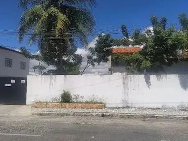 Imagem 1: Casa com 5 Dormitórios À Venda, 400 M² por R$ 1.490.000,00 - Manuel Dias Branco