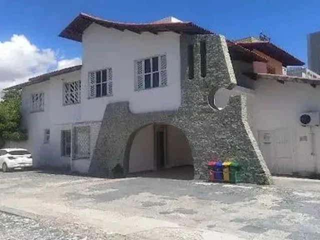 Imagem 7: Casa com 5 Dormitórios À Venda, 400 M² por R$ 1.490.000,00 - Manuel Dias Branco