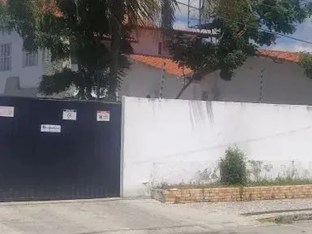 Imagem 5: Casa com 5 Dormitórios À Venda, 400 M² por R$ 1.490.000,00 - Manuel Dias Branco