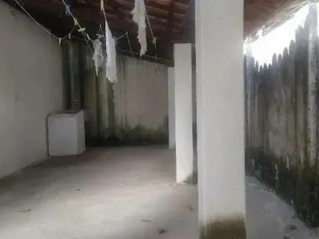Imagem 9: Casa com 5 Dormitórios À Venda, 400 M² por R$ 1.490.000,00 - Manuel Dias Branco