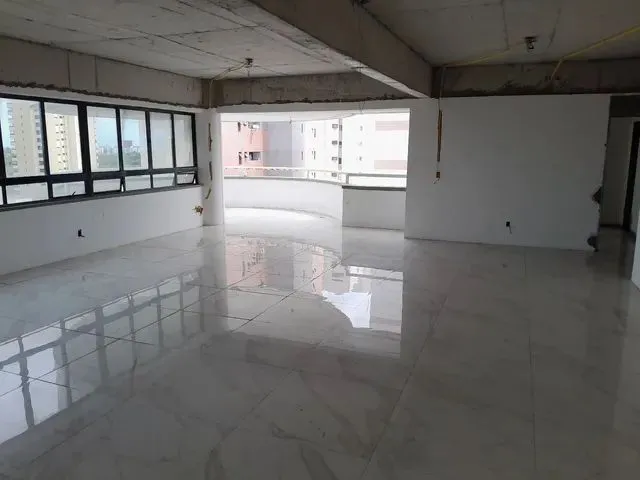 Imagem: 1 por Andar / 270M2/ 3Vgs Liga 9 8 7 4 8