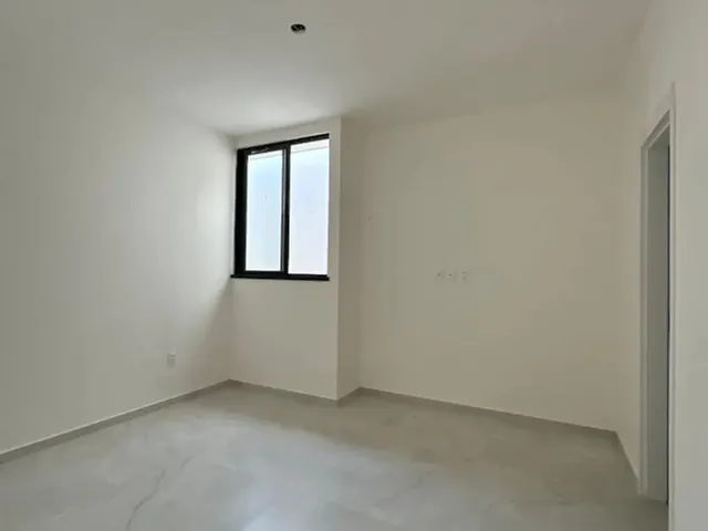 Imagem 3: Casa Duplex com Quatro Suítes - Cidade dos Funcionários - 152M²