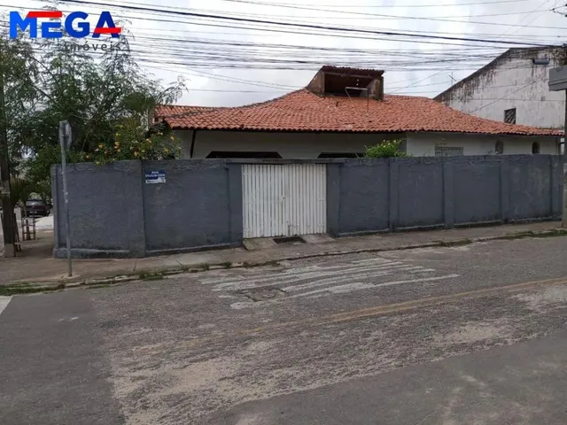 Imagem: Casa com 5 Quartos no Bairro Jardim América