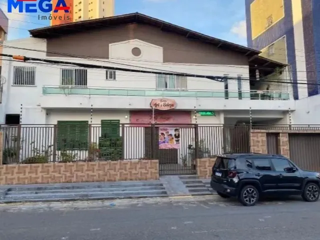 Imagem: Casa com 5 Suítes no Bairro de Fátima