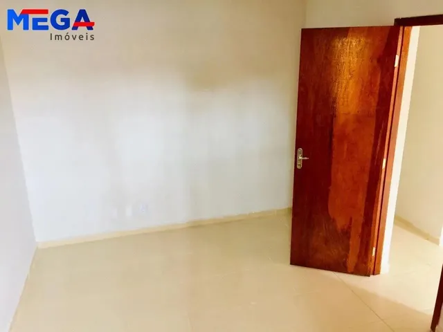 Imagem 3: Casa com 6 Quartos À Venda, Próximo À Av. Domingos Olímpio