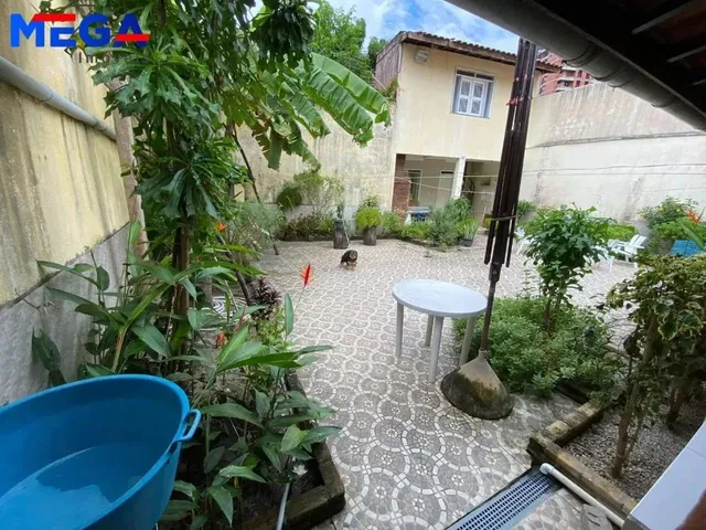 Imagem 11: Casa com 4 Dormitórios À Venda, 335 M² por R$ 1.350.000,00 - Engenheiro Luciano