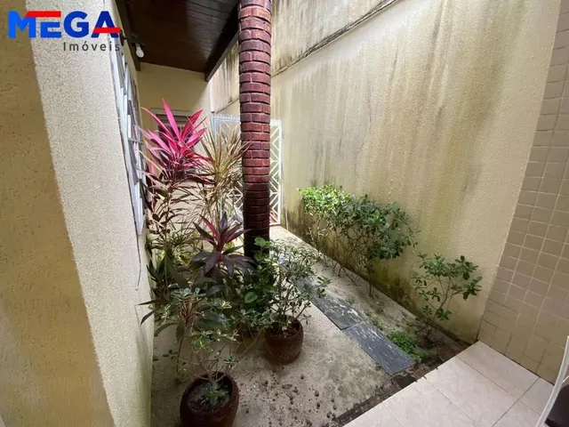 Imagem 8: Casa com 4 Dormitórios À Venda, 335 M² por R$ 1.350.000,00 - Engenheiro Luciano