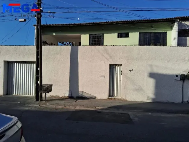 Imagem: Casa com 6 Dormitórios À Venda, 320 M²