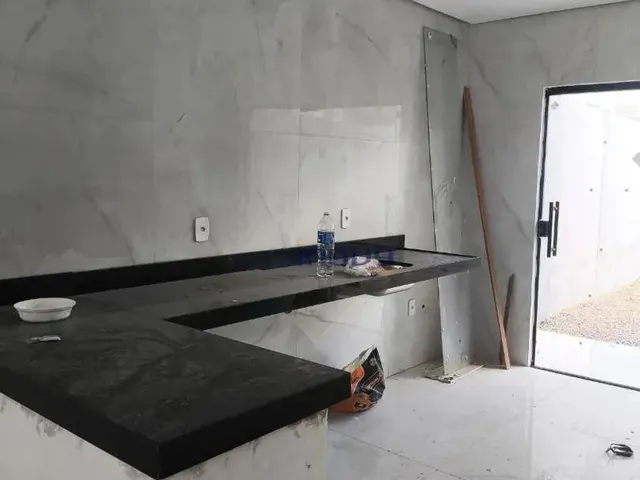 Imagem 4: Casa com 3 Dormitórios À Venda por R$ 580.000,00 - Maraponga - Fortaleza/Ce