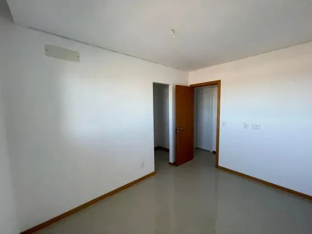 Imagem 10: Apto com Três Suítes no Guararapes - 164M²
